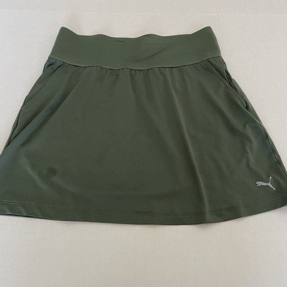PUMA TENNIS Olive SKIRT w/built in shorts Sz Medium *Note